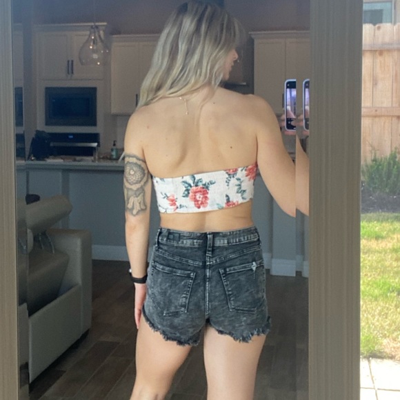 Strapless crop top - Picture 2 of 4